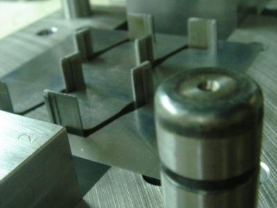 智邦生活館化工企業